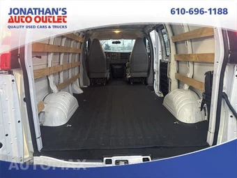 2021 GMC Savana 2500 Cargo Van 1WT 135.2" WB - miniatura 8