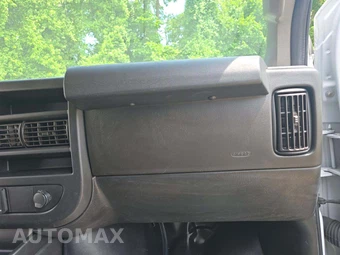 2021 GMC Savana 2500 Cargo Van 1WT 135.2" WB - miniatura 16
