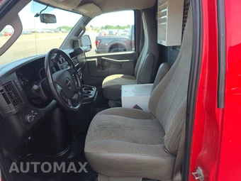 2021 GMC Savana 3500 Cargo Van 1WT 135.2" WB - miniatura 7