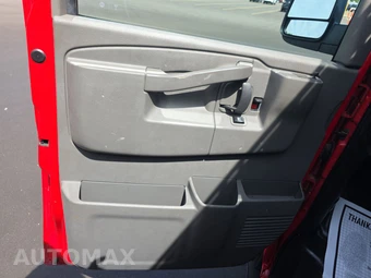 2021 GMC Savana 3500 Cargo Van 1WT 135.2" WB - miniatura 9