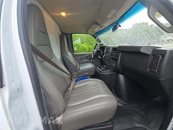 2021 GMC Savana 3500 Cutaway 1WT – miniatura 14