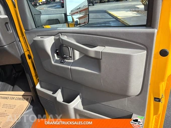 2021 GMC Savana 3500 Cutaway 1WT DRW - miniatura 11