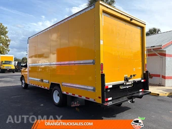 2021 GMC Savana 3500 Cutaway 1WT DRW - miniatura 4