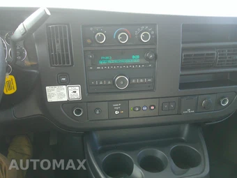 2021 GMC Savana 3500 Cutaway 1WT DRW - miniatura 30