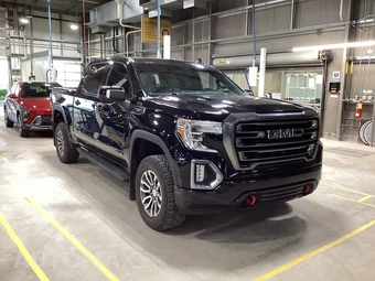 2021 GMC Sierra 1500 AT4 Crew Cab Short Bed - miniatura 2