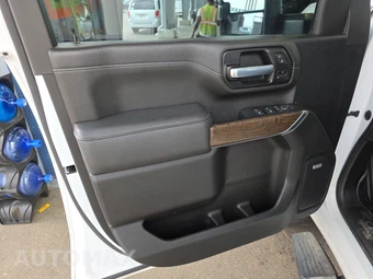 2021 GMC Sierra 2500 Denali HD Crew Cab Medium Bed 5SA - miniatura 9