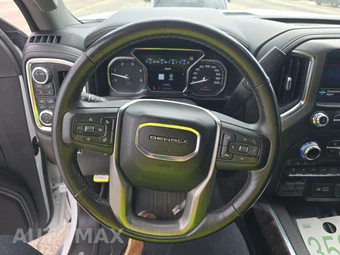 2021 GMC Sierra 3500 Denali HD Crew Cab Long Bed - miniatura 10