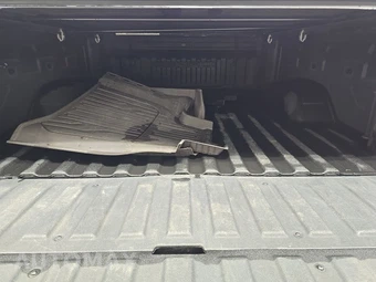 2021 GMC Sierra 3500 Denali HD Crew Cab Medium Bed 5SA - miniatura 16