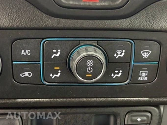 2021 GMC Terrain SLT 4SA - miniatura 30