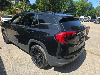 2021 GMC Terrain SLT 4SA - miniatura 2