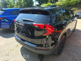 2021 GMC Terrain SLT 4SA - miniatura 3