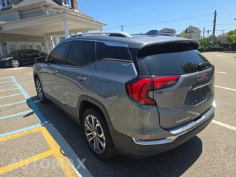 2021 GMC Terrain SLT 4SA – miniatura 6