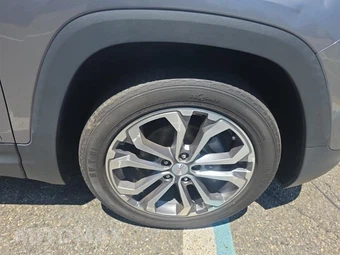 2021 GMC Terrain SLT 4SA – miniatura 9