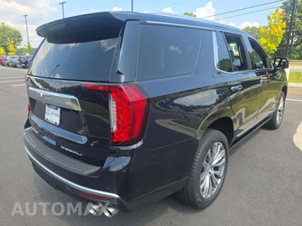 2021 GMC Yukon Denali - miniatura 3