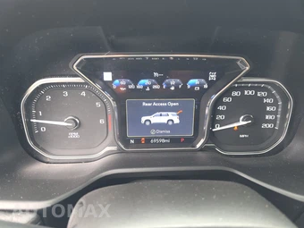 2021 GMC Yukon Denali - miniatura 12