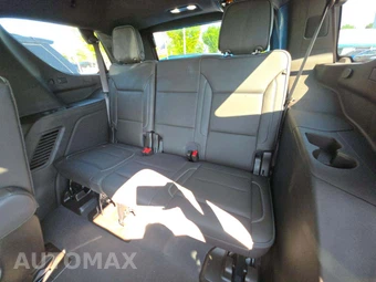 2021 GMC Yukon Denali - miniatura 14