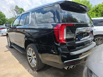 2021 GMC Yukon Denali 5SA - miniatura 2