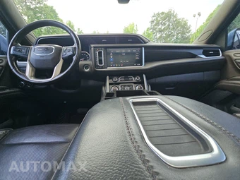 2021 GMC Yukon Denali 5SA - miniatura 11
