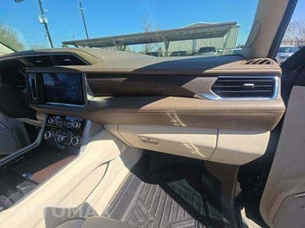 2021 GMC Yukon Denali 5SA - miniatura 21