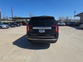 2021 GMC Yukon Denali 5SA - miniatura 4