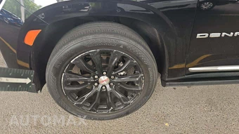 2021 GMC Yukon Denali 5SA - miniatura 33