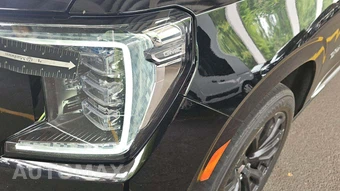 2021 GMC Yukon Denali 5SA - miniatura 48