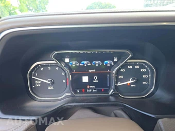 2021 GMC Yukon Denali 5SA - miniatura 6