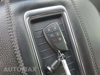 2021 GMC Yukon Denali 5SA - miniatura 8