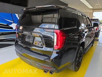 2021 GMC Yukon Denali 5SA - miniatura 4