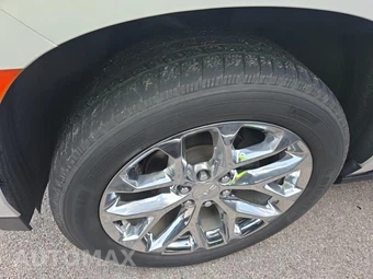 2021 GMC Yukon Denali 5SA - miniatura 8