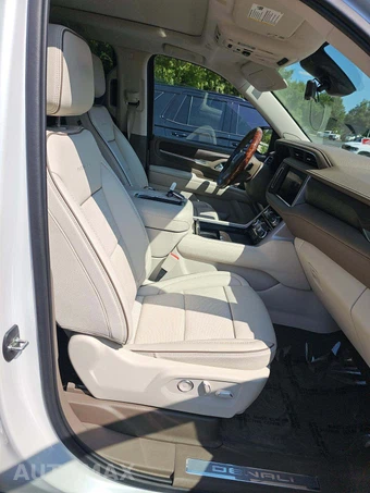 2021 GMC Yukon Denali 5SA - miniatura 18