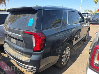 2021 GMC Yukon Denali 5SA - miniatura 3