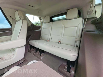 2021 GMC Yukon Denali 5SA - miniatura 11
