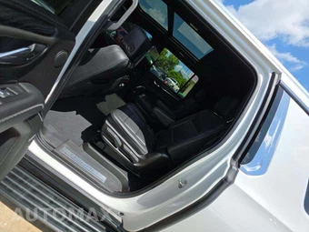 2021 GMC Yukon Denali XL 5SA - miniatura 13