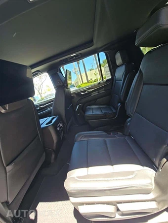 2021 GMC Yukon Denali XL 5SA - miniatura 10