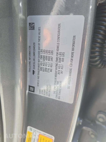 2021 GMC Yukon Denali XL 5SA - miniatura 2