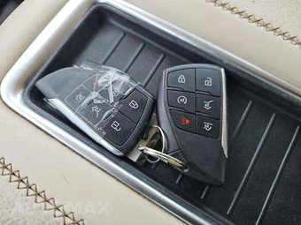 2021 GMC Yukon Denali XL 5SA - miniatura 5