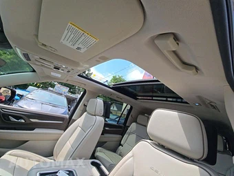 2021 GMC Yukon Denali XL 5SA - miniatura 11