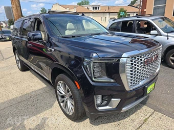 2021 GMC Yukon Denali XL 5SA - miniatura 4