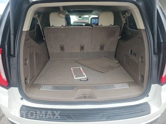2021 GMC Yukon Denali XL 5SA - miniatura 17