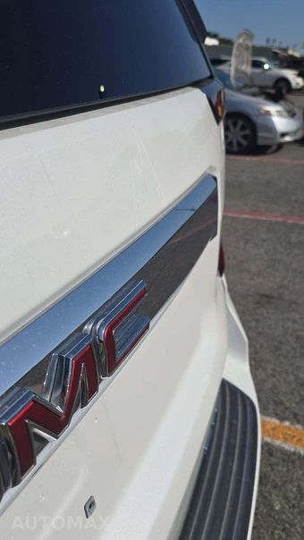 2021 GMC Yukon SLT 4SA - miniatura 24