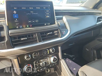 2021 GMC Yukon SLT 4SA - miniatura 11