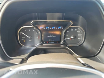 2021 GMC Yukon SLT 4SA - miniatura 12
