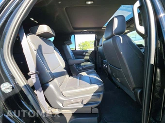 2021 GMC Yukon SLT 4SA - miniatura 17