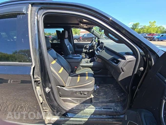 2021 GMC Yukon XL AT4 - miniatura 16