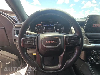 2021 GMC Yukon XL AT4 4SB - miniatura 10