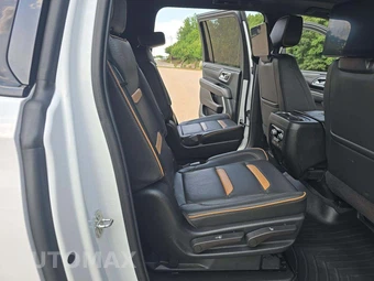 2021 GMC Yukon XL AT4 4SB - miniatura 14