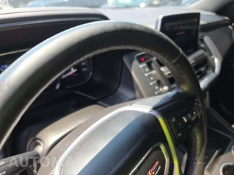 2021 GMC Yukon XL SLT 4SA - miniatura 19