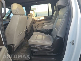 2021 GMC Yukon XL SLT 4SA - miniatura 13