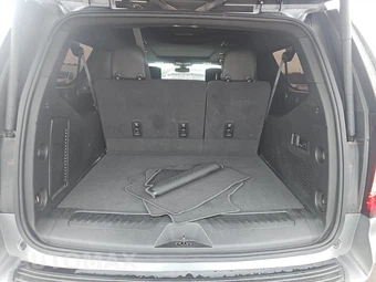 2021 GMC Yukon XL SLT 4SA - miniatura 17